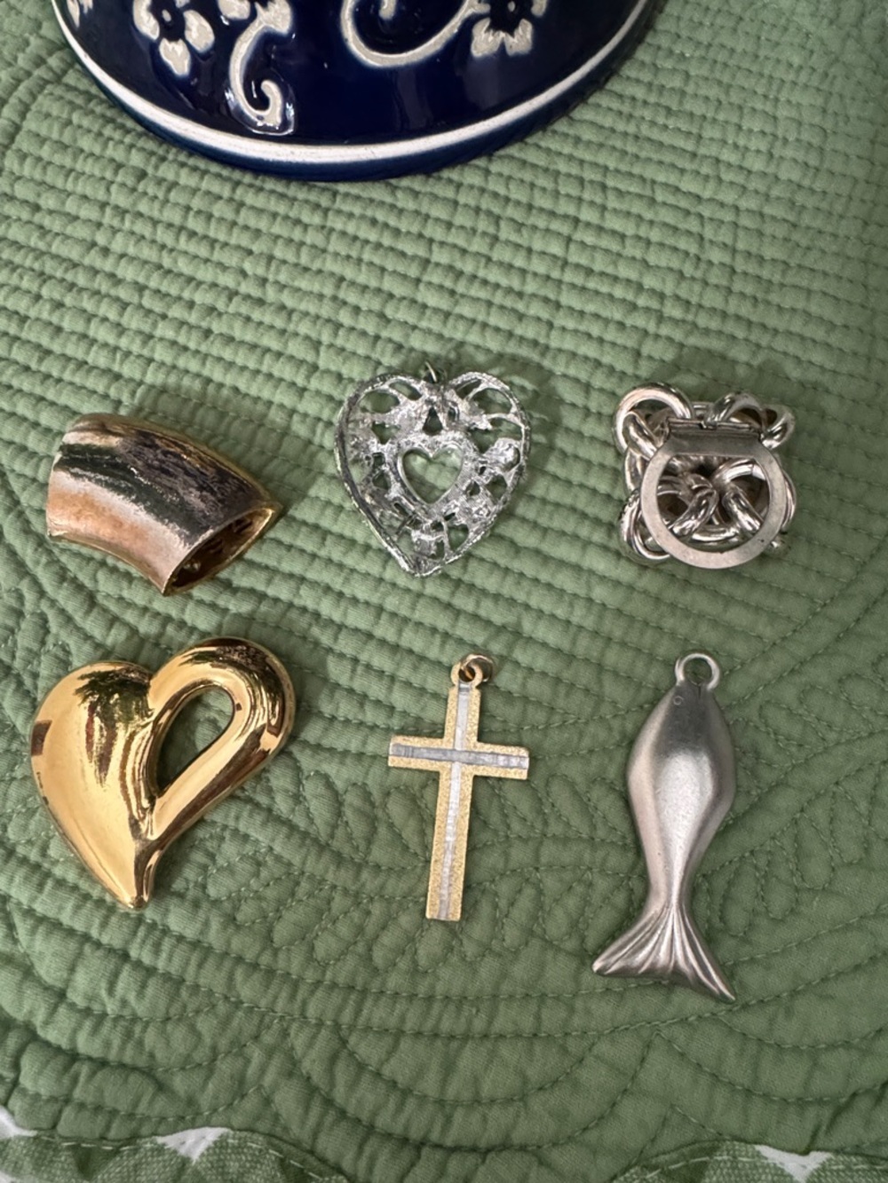 Mixed Metal Charms / Pendant Lot - Heart, Cross, Fish & Decorative Pieces (6) - Picture 2 of 2